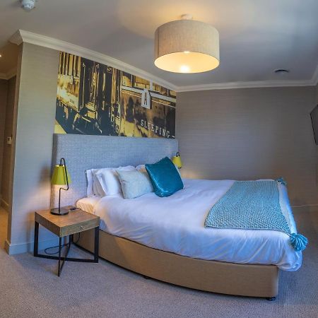 Harper'S Steakhouse With Rooms, เฮเซิลเมียร์ ภายนอก รูปภาพ